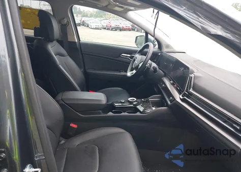 2024 Kia Sportage Hybrid Ex z USA, uszkodzony, nr VIN KNDPVCDG5R7169699